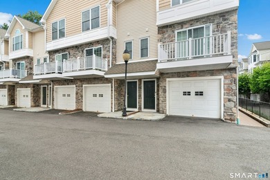 One of the largest townhomes in desirable Village River's Edge - photo 3