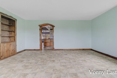 Presenting a beautiful 30 acre parcel of land with open farm - photo 25