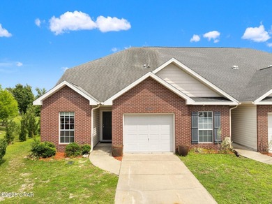 Welcome home to this beautifully updated 4-bedroom, 2-bath - photo 3