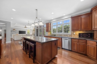 Welcome to this exceptional all-brick residence, ideally - photo 15