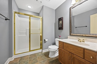 Welcome to this exceptional all-brick residence, ideally - photo 42