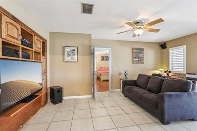 **Seller is MOTIVATED**Major Price Improvement** Welcome to this - photo 45