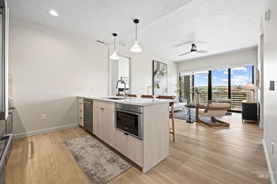 Residence 208 at the all-new Murray Building - Elevated living - photo 6