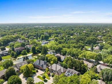 Welcome to this exceptional all-brick residence, ideally - photo 49