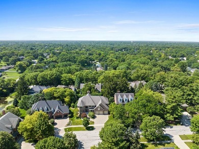 Welcome to this exceptional all-brick residence, ideally - photo 50