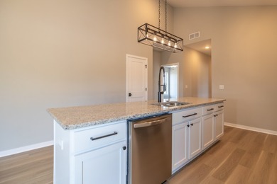 HERITAGE HARBOR 4 BR NORWAY MODEL PERFECT FOR A WEEKEND RETREAT - photo 9