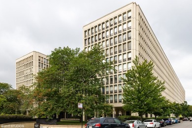 Lake Michigan - Cook County Condo For Sale in Chicago Illinois