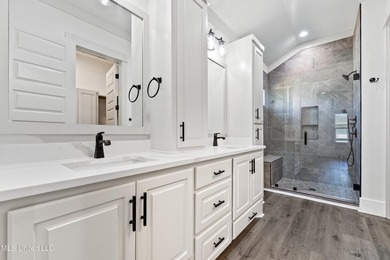 Looking for a home close to the Beach, well this is it, you can - photo 15
