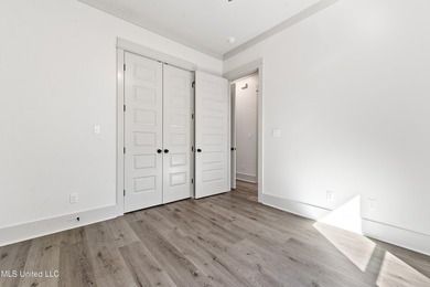 Looking for a home close to the Beach, well this is it, you can - photo 22