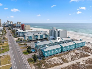 Cute 2 bedroom unit STEPS away from the beach. Potential to do ~ - photo 3