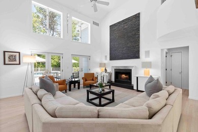 Meticulously maintained and move-in ready, this extraordinary 7 - photo 5