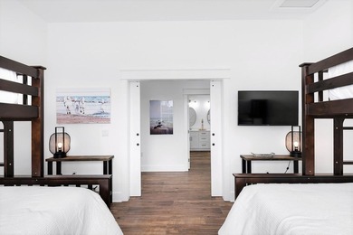 Short term rental powerhouse featuring a 2021-built designer - photo 33