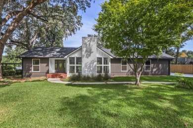 Lake Home For Sale in Tallahassee, Florida