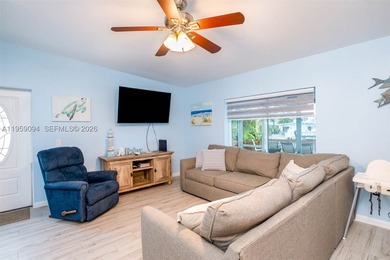 Turnkey, fully furnished waterfront property with strong  income - photo 12