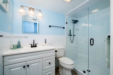 Turnkey, fully furnished waterfront property with strong  income - photo 19