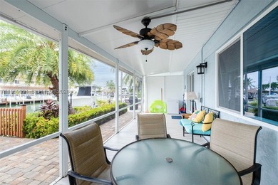 Turnkey, fully furnished waterfront property with strong  income - photo 22