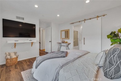 Inviting townhome in the gated Village on Oak community. Walk to - photo 24