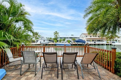 Turnkey, fully furnished waterfront property with strong  income - photo 27