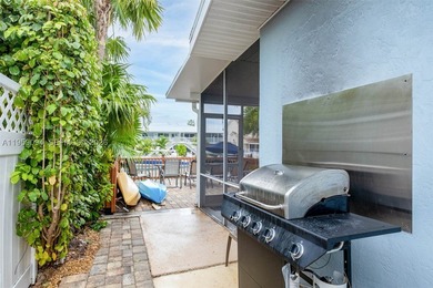 Turnkey, fully furnished waterfront property with strong  income - photo 28