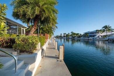 Turnkey, fully furnished waterfront property with strong  income - photo 34