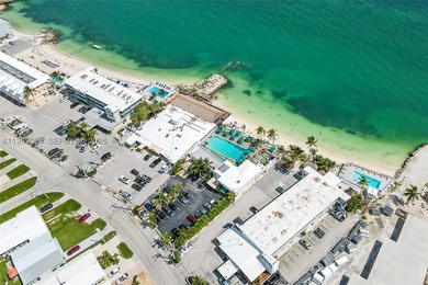 Turnkey, fully furnished waterfront property with strong  income - photo 42