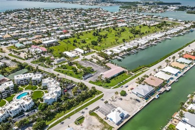 Turnkey, fully furnished waterfront property with strong  income - photo 44