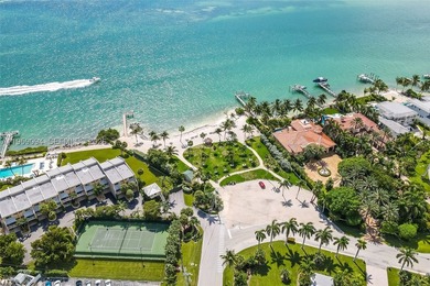 Turnkey, fully furnished waterfront property with strong  income - photo 45