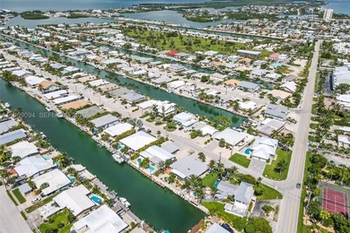 Turnkey, fully furnished waterfront property with strong  income - photo 46