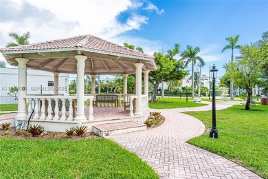 Turnkey, fully furnished waterfront property with strong  income - photo 54