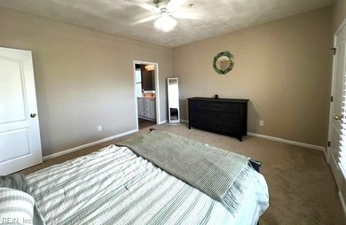 3 beautiful bedrooms, primary suite on opposite side from the - photo 12