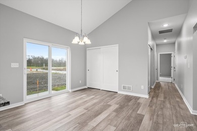3 BR 2 BATH SYCAMORE MODEL PERFECT FOR A WEEKEND RETREAT OR - photo 9