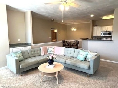 3 beautiful bedrooms, primary suite on opposite side from the - photo 22
