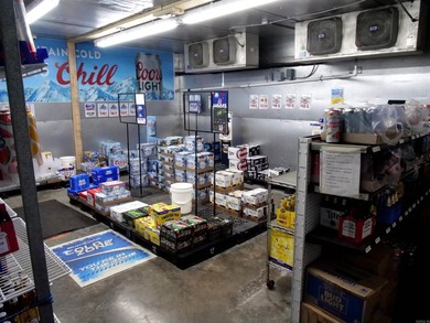 Rare commercial opportunity. The iconic Ms. Addie's Quick Shop & - photo 25