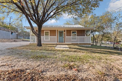 Paluxy River Home For Sale in Glen Rose Texas