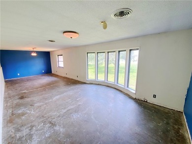 This four-side brick home in Rolling Acres subdivision has a lot - photo 29