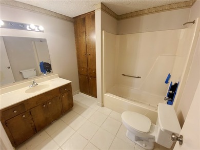 This four-side brick home in Rolling Acres subdivision has a lot - photo 35