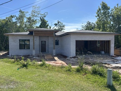 Don't miss this opportunity to own a charming home on a - photo 1