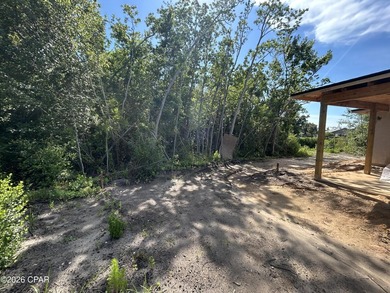 Don't miss this opportunity to own a charming home on a - photo 4