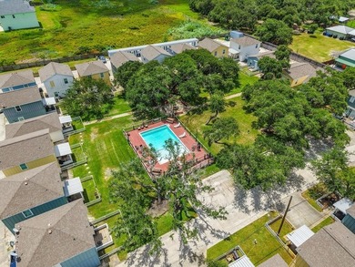 Welcome to easy coastal living in this stand-alone condominium - photo 17