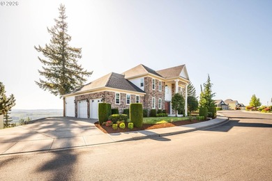 Welcome to 175 Eli Avery Ave, offering expansive, stunning - photo 4