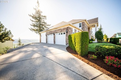 Welcome to 175 Eli Avery Ave, offering expansive, stunning - photo 5