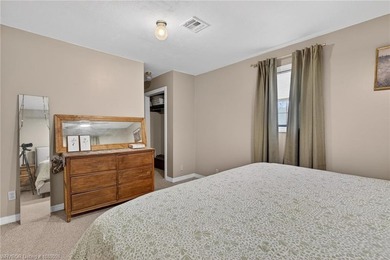 3 bedroom, 2 bath home located in Hackett in the Sebastian Lake - photo 17