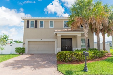 (private lake, pond, creek) Home For Sale in Port Saint Lucie Florida