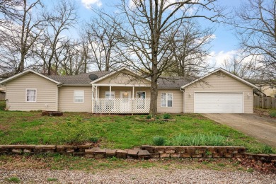 Lake Home For Sale in Reeds Spring, Missouri