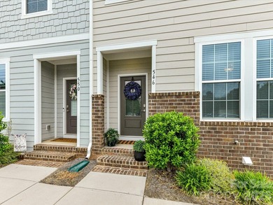 Welcome to this beautifully appointed 2 story/basement townhome - photo 5
