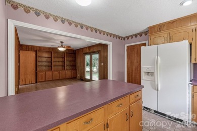Three bedroom, two full bath home in Davidson, NC. Convenient - photo 11