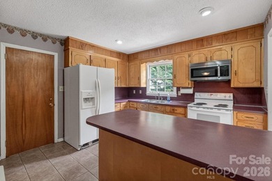 Three bedroom, two full bath home in Davidson, NC. Convenient - photo 13