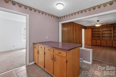 Three bedroom, two full bath home in Davidson, NC. Convenient - photo 14