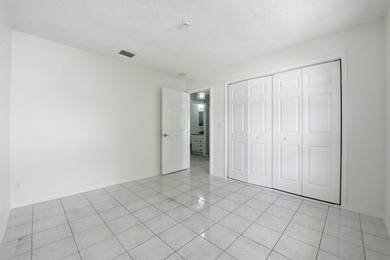 Move right into this beautifully updated 3-bedroom, 2-bath home - photo 14
