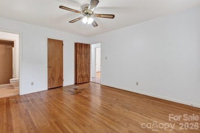 Three bedroom, two full bath home in Davidson, NC. Convenient - photo 20